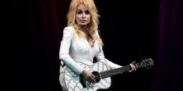 The financial (and life) lessons I learned from Dolly Parton’s ‘9 to 5’