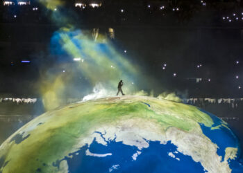 Ka-nyet! Kanye West concerts canceled in Russia.