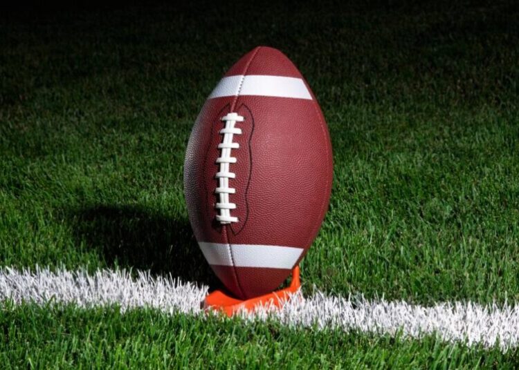 Jeremy Mellalieu throws for four touchdowns in Chaminade’s rout of Valencia