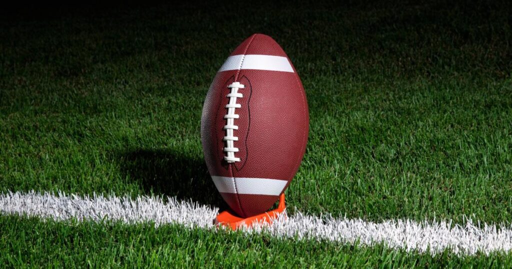 Jeremy Mellalieu throws for four touchdowns in Chaminade’s rout of Valencia