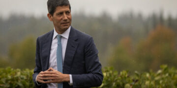 Warsh, After Talking Tough on Inflation, Faces a ‘No-Win Situation’ on Rates