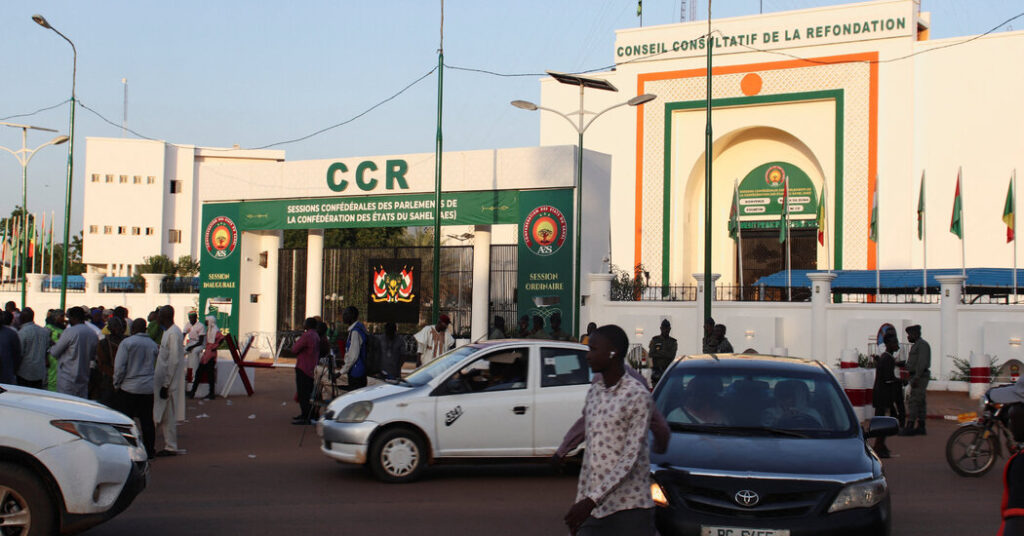 Soldiers in Niger Attack Presidential Palace and Airport, Shaking Junta