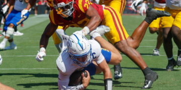 Lincoln Riley’s latest defensive reboot at USC is nowhere close to playoff-ready
