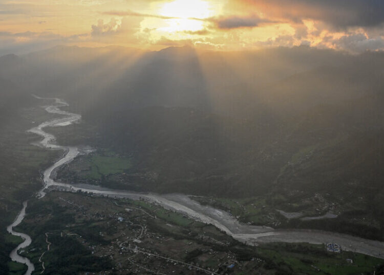 China Says 261 Foreigners From 23 Countries Are Missing in Tibet Flood