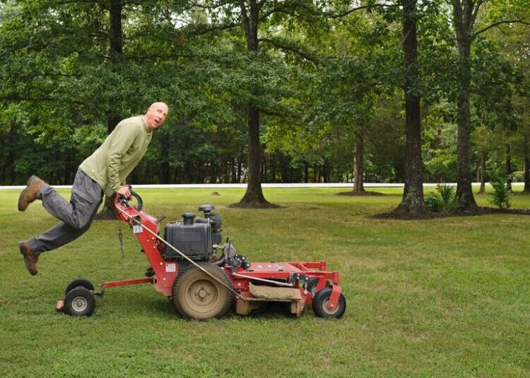 He Was a Top Lawn Care Influencer on YouTube. Then Everything Went Haywire.