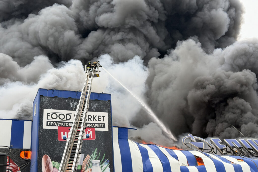 Russian strikes on food warehouses pose threat of shortages in Ukraine