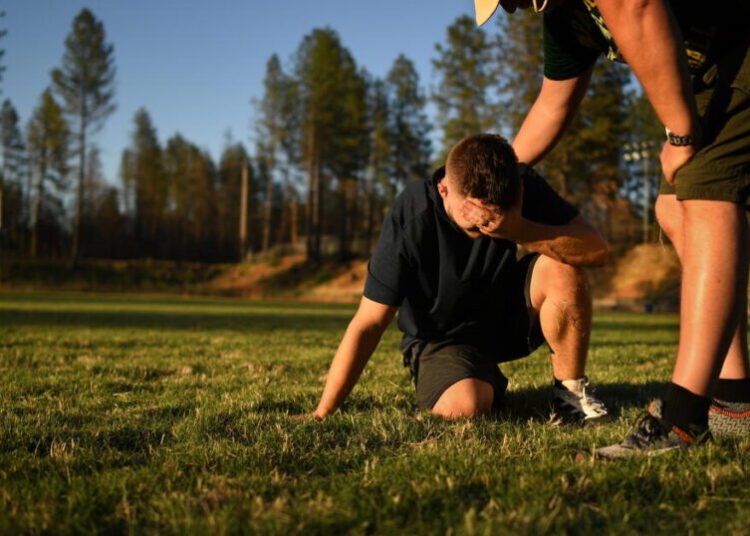 New CTE study renews parental concerns about teenagers playing football