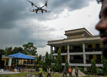 See Nepali Rescue Workers Testing Aid Delivery by Drone