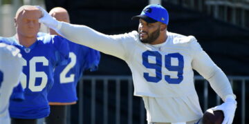 An Aaron Donald comeback could create costly contract dilemma for Rams
