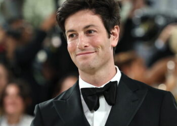 Avoiding the family drama: How Josh Kushner built a $16-billion legacy and became the newest owner of the Lakers