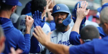 Dodgers show some life on offense in win over Tigers to cap sub-.500 August