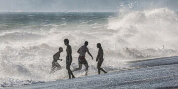 California’s beaches are being eaten away. El Niño could redraw the coast as we know it