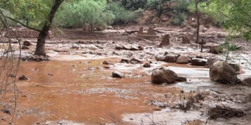 One person dead, about 15 may be missing after Grand Canyon flash flooding