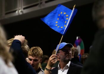 Iceland opposes E.U. membership talks as local concerns outweigh fears of Trump