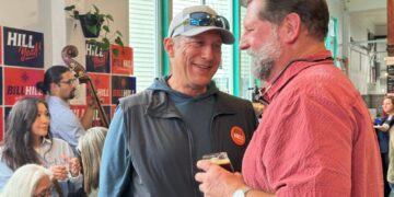 Alaska Democrats back independent Bill Hill in statewide House race