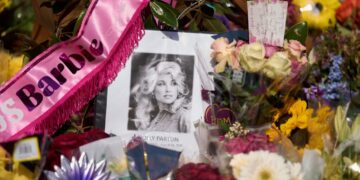In lieu of a memorial, Dolly Parton will be honored with ‘DollyFest’