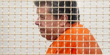 Newport Beach jeweler who cheated clients out of Rolexes and diamonds gets five years in prison