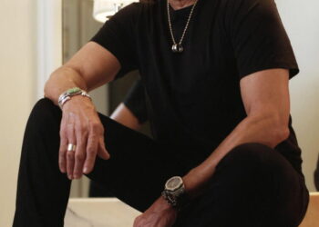 Lionel Richie hospitalized after concert in St. Louis