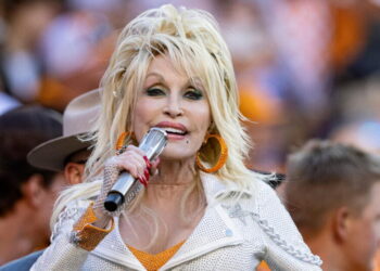 Tennessee football will honor Dolly Parton with butterfly helmet decal. ‘She means a lot to people’