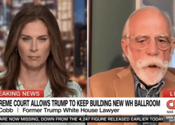 Ex-Trump lawyer flags ‘significant’ move John Roberts made against the White House