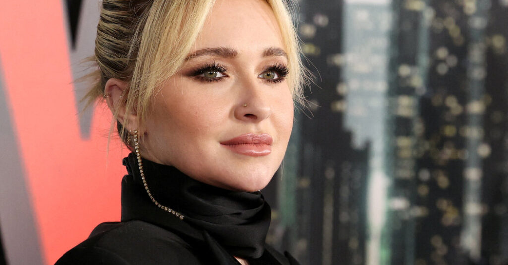 Emergency Responders Found Hayden Panettiere in Cardiac Arrest