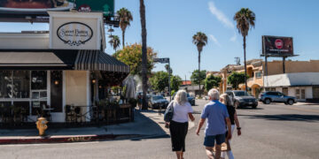 ‘Like Totally’: The San Fernando Valley Celebrates Itself on 818 Day