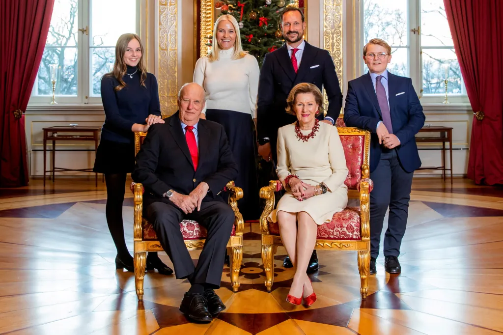 (L-) Norway's Princess Ingrid Alexandra, King Harald, Crown Princess Mette-Marit, Crown Prince Haakon, Queen Sonja and Prince Sverre Magnus pose for a family photo during the annual Christmas photo shoot at the Royal Palace in Oslo, Norway.
