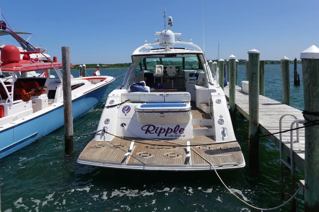 The fast boat 