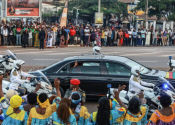 Cameroon’s Aging President Returns From Months-Long Stay Abroad