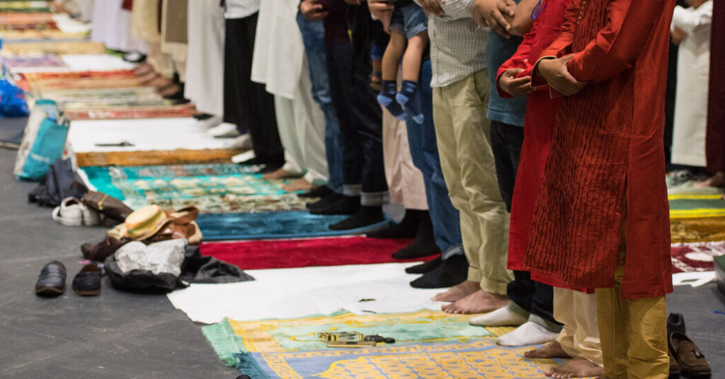 Muslim Charity in Britain Faces Scrutiny for Possible Links to Hamas