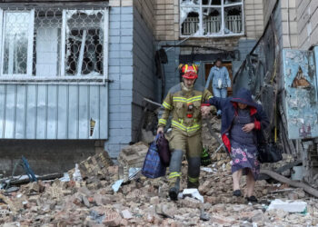 Missile Barrage Shows Russia’s Doubt That Ukraine Can Defend Itself