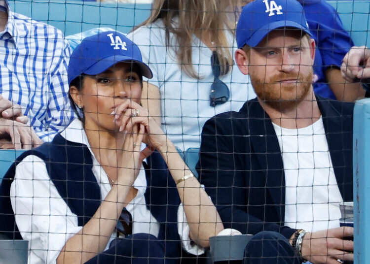 Harry and Meghan’s California Neighbors Shrug as Their Idyll Ends