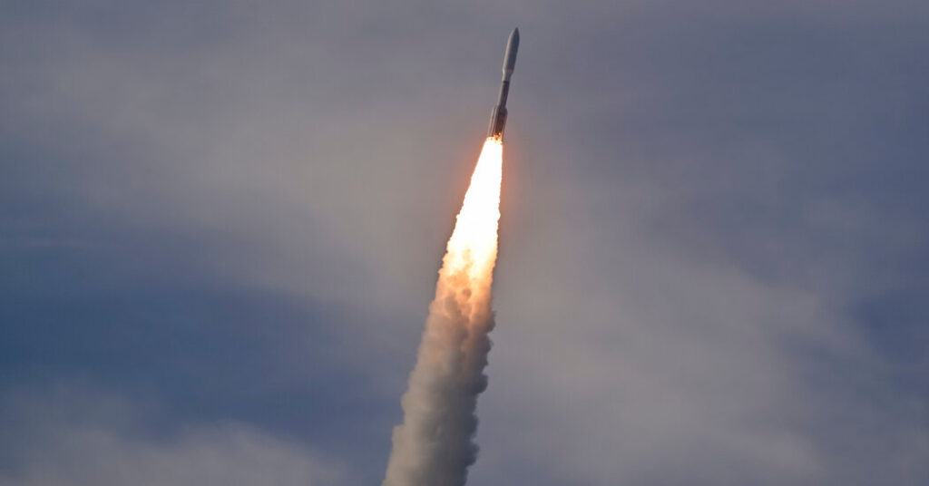 Trump Announces a New Policy for a ‘Golden Age of Space Transportation’