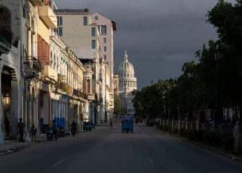 Trump Officials Impose More Sanctions
  
to Pressure Cuba