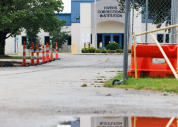 Prison Firm Donated to Trump’s PAC After ICE Gave It $165 Million a Year in Contracts
