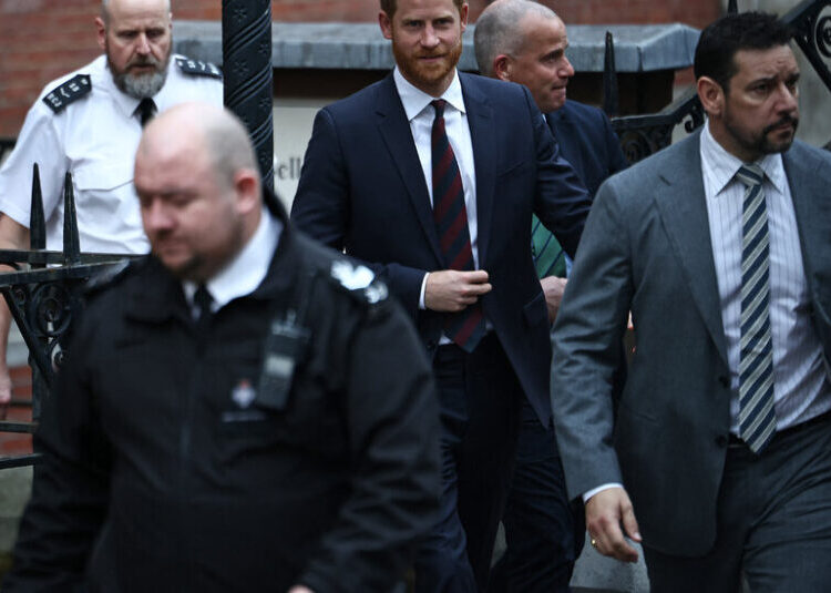 Prince Harry and Others Told to Pay Daily Mail Publisher $13 Million