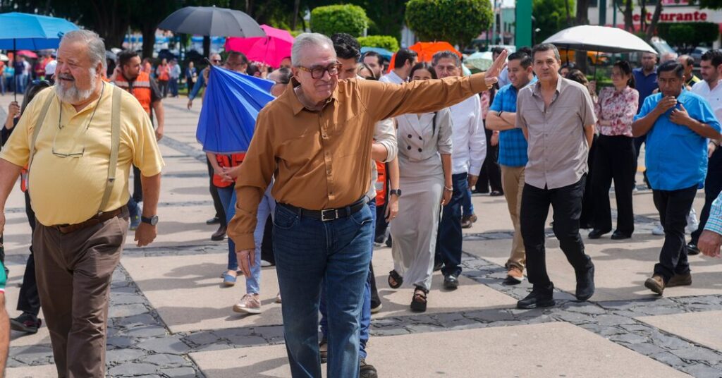 Mexican Governor, Accused by U.S. of Helping Cartel, Returns to His Job