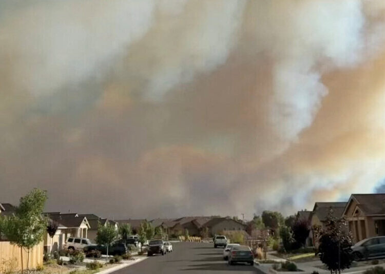 Fire Near Reno, Nev., Prompts Evacuations of Homes and Hospitals