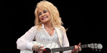Dolly Parton Died After Brief Battle With Cancer