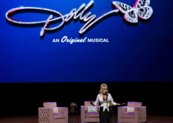 Dolly Parton Wanted to Share Her Story on Broadway. She Still Will.