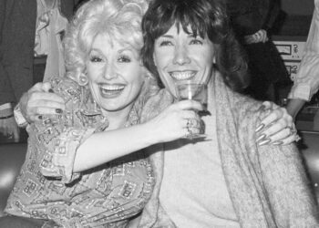 Dolly Parton Is Mourned by Reba McEntire, Lily Tomlin and More
