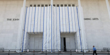 Trump Lawyers Warn That Kennedy Center Might Need Demolition if Not Fixed