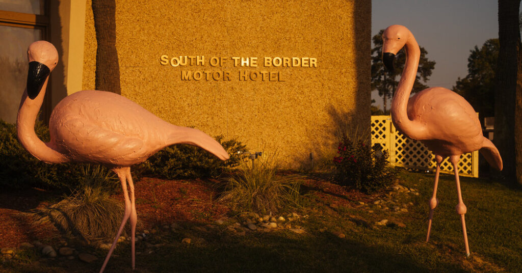 Tacky, Rude and Beloved: Is an I-95 Landmark Worth Saving?