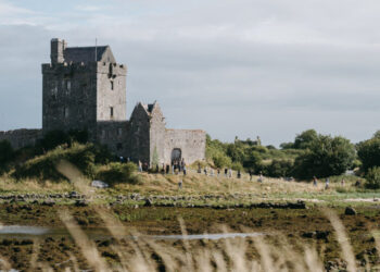 You Can Photograph This Pretty Irish Castle. You Just Can’t Go In.