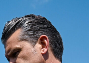 Hegseth’s Purge of Top Generals Leaves the Army Rudderless