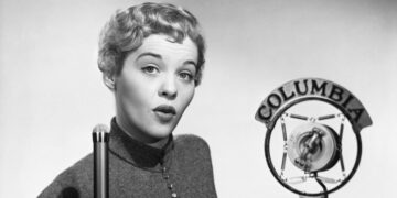 Jaye P. Morgan, Hit-Making Singer and Bawdy TV Personality, Dies at 94