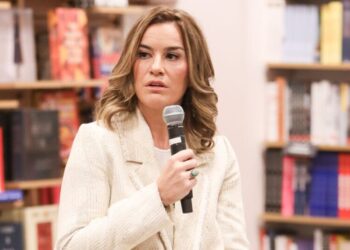 A Self-Help Influencer With Troubles of Her Own