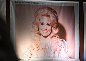 Dolly Parton International Airport? Fans Say Yes, but the Rules Are Tricky.