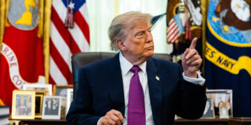 Trump Orders the Government to Rename Lake Ontario to Lake America