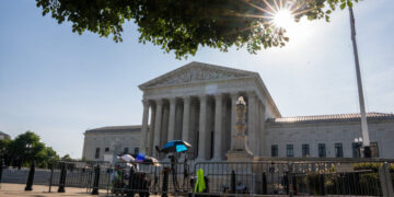 Trump Administration Asks Supreme Court to Uphold Ban on Transgender Troops